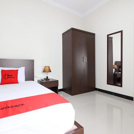 Reddoorz Syariah Plus @ Jakal Bawah 3 Kejayan Exteriér fotografie
