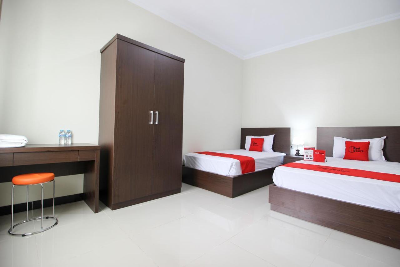Reddoorz Syariah Plus @ Jakal Bawah 3 Kejayan Exteriér fotografie