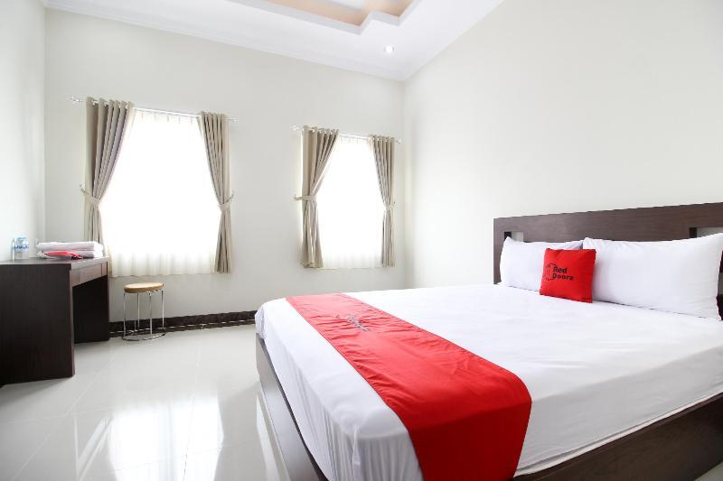 Reddoorz Syariah Plus @ Jakal Bawah 3 Kejayan Exteriér fotografie